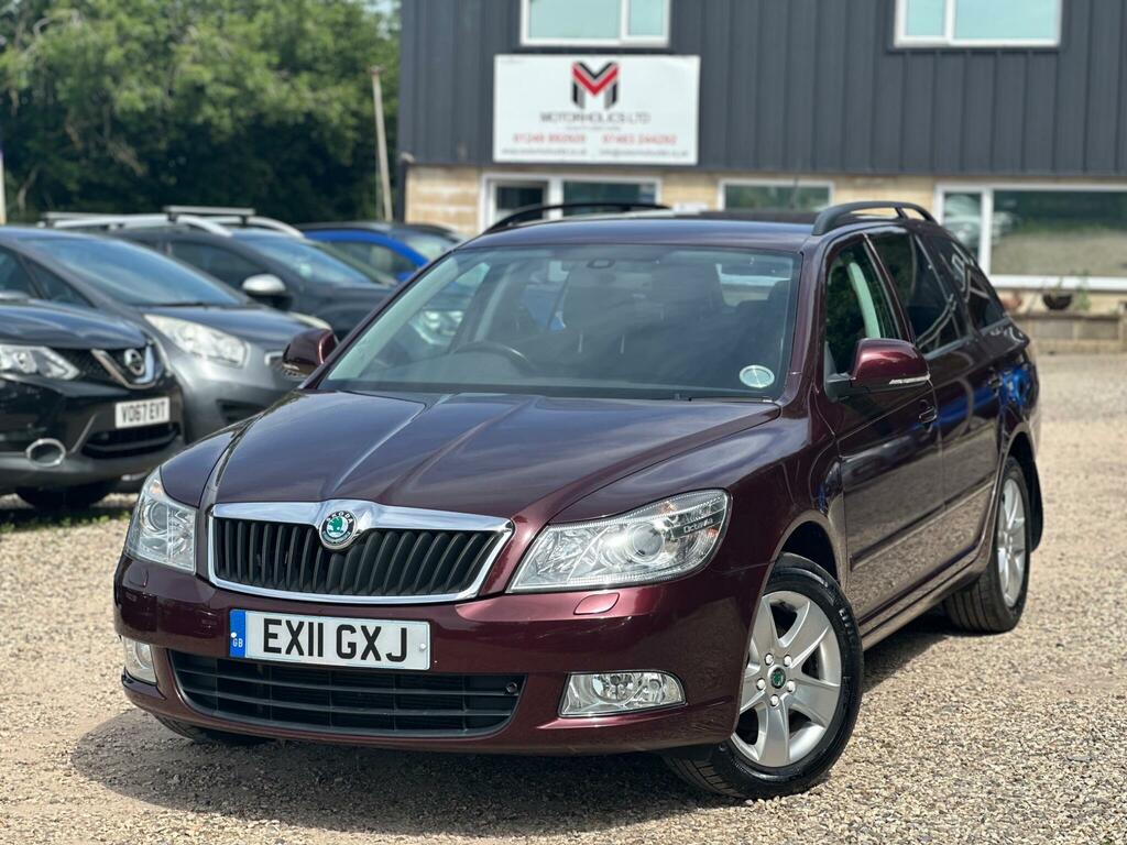 Skoda Octavia 1.6 Tdi Elegance Dsg Euro 5 Red #3