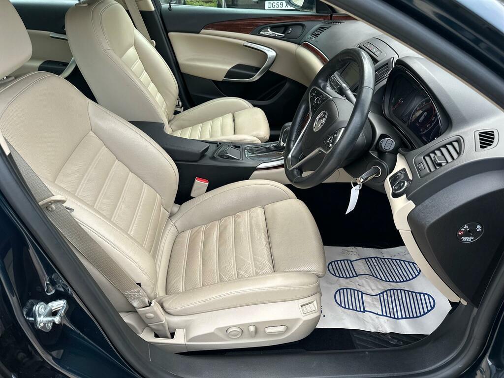 Vauxhall Insignia 2L Elite Nav White #35