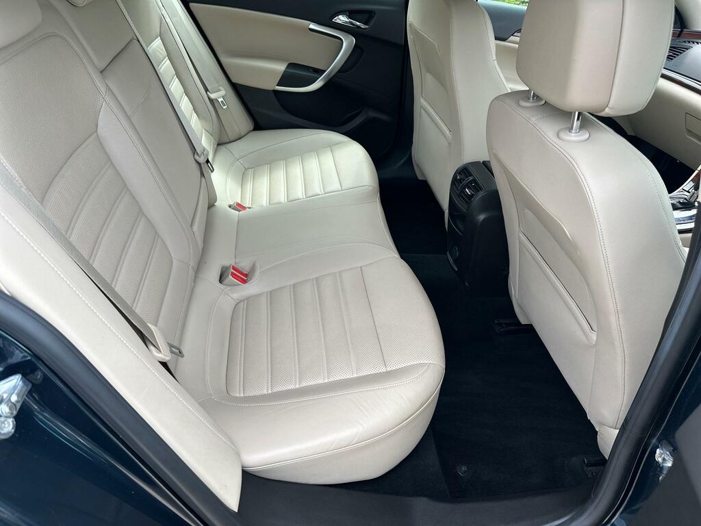Vauxhall Insignia 2L Elite Nav White #41