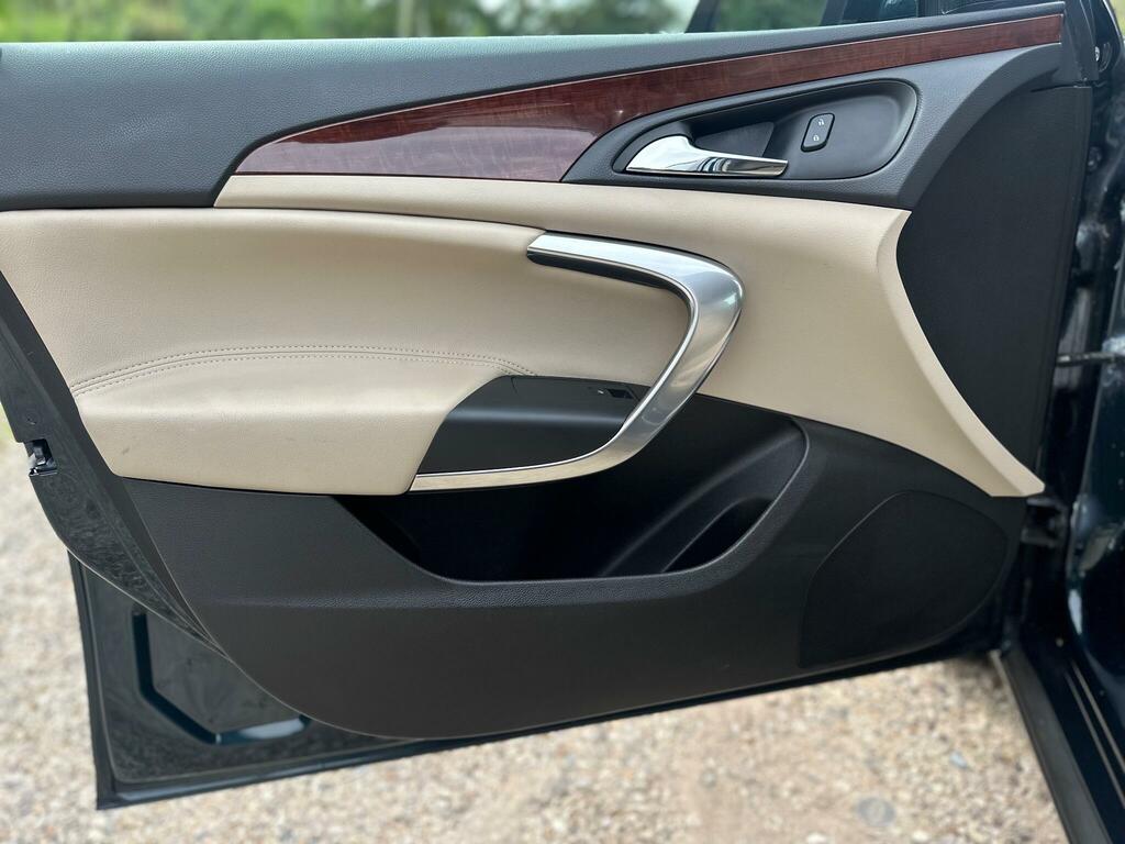 Vauxhall Insignia 2L Elite Nav White #43