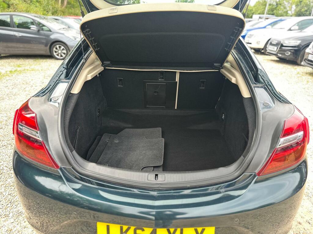 Vauxhall Insignia 2L Elite Nav White #9