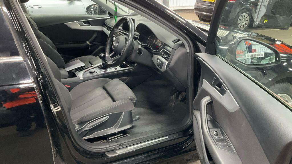 Audi A4 A4 Sport Ultra Tdi Red #10