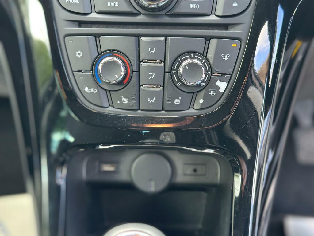 Vauxhall Astra GTC 1.4L Limited Edition Grey #10