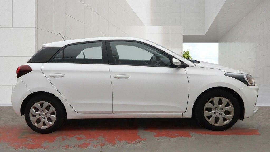 Hyundai I20 1.2 S Connect Euro 6 Ss White #4