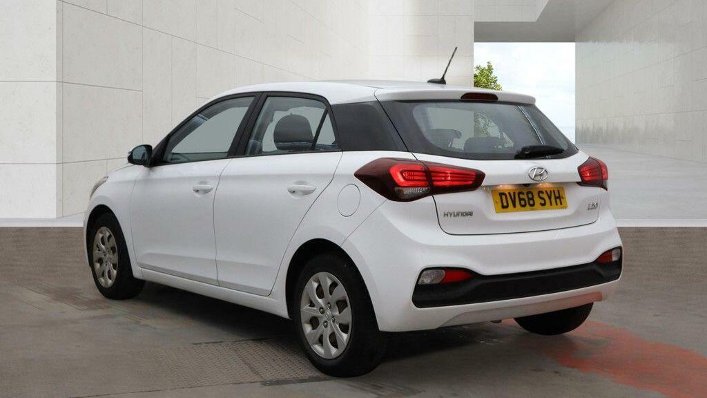 Hyundai I20 1.2 S Connect Euro 6 Ss White #6