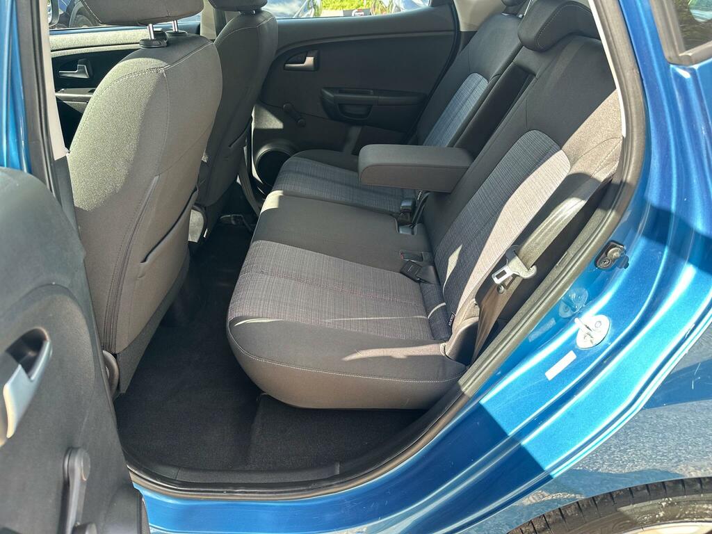 Kia Venga 1.4 1 Euro 5 Silver #31