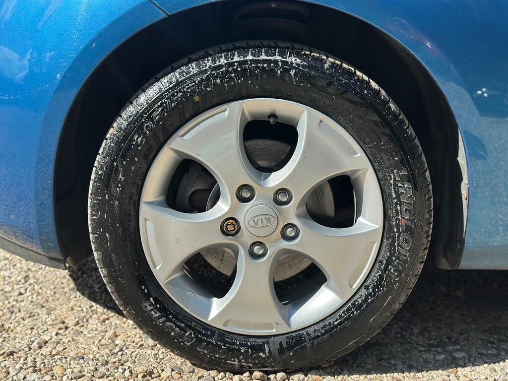 Kia Venga 1.4 1 Euro 5 Silver #40