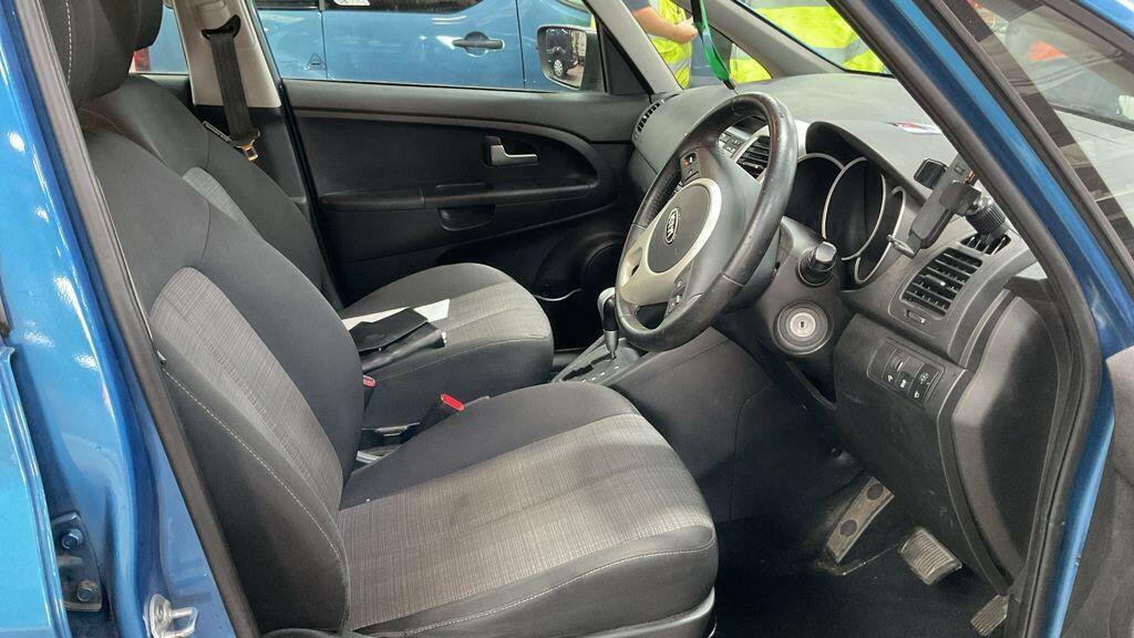 Kia Venga 1.4 1 Euro 5 Silver #10
