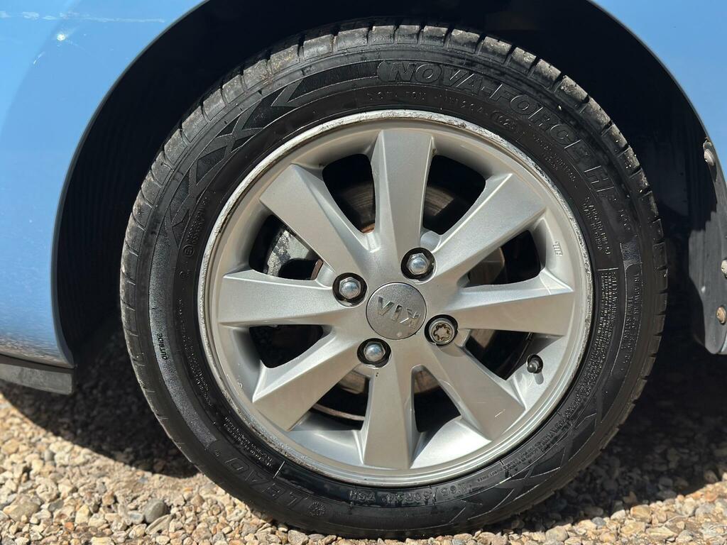 Kia Picanto 1 Air 5-Door Silver #40