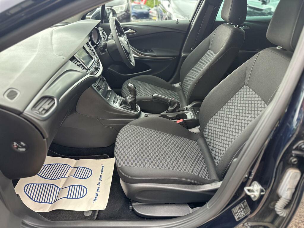 Vauxhall Astra Design Silver #30