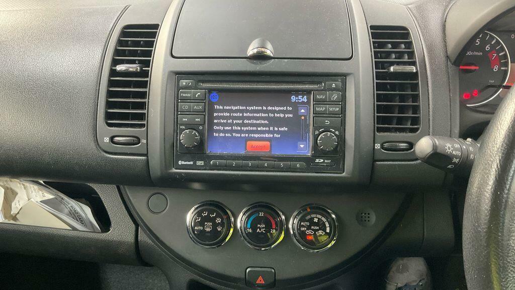 Nissan Note 1.6 16V N-tec Silver #13