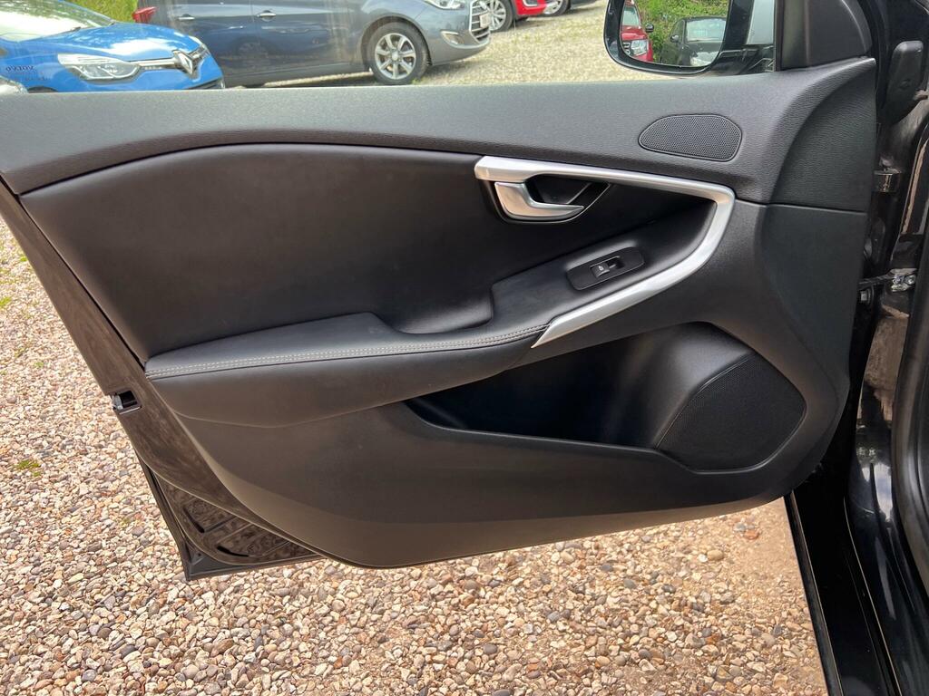 Volvo V40 D2 Es Blue #42