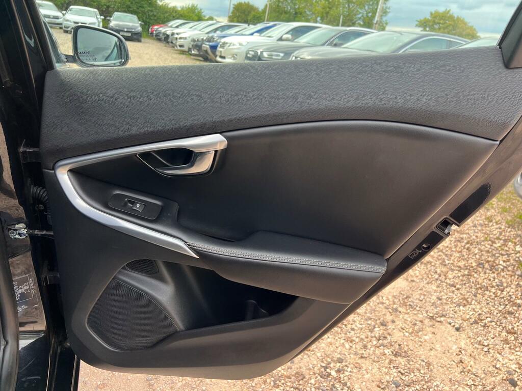 Volvo V40 D2 Es Blue #38