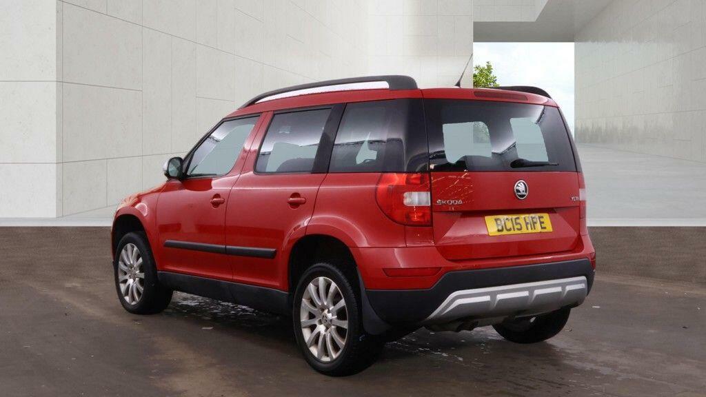 Skoda Yeti 2.0 Tdi Se Business Outdoor Euro 6 Ss Red #4