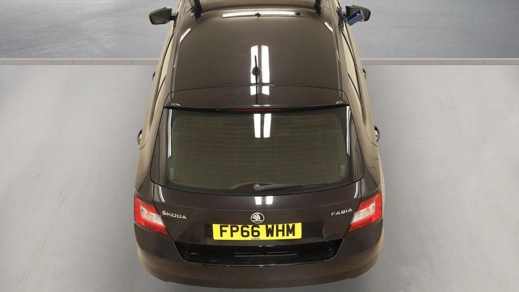 Skoda Fabia 1.2 Tsi Monte Carlo White #8
