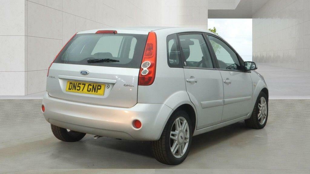 Ford Fiesta 1.6 Ghia Silver #5