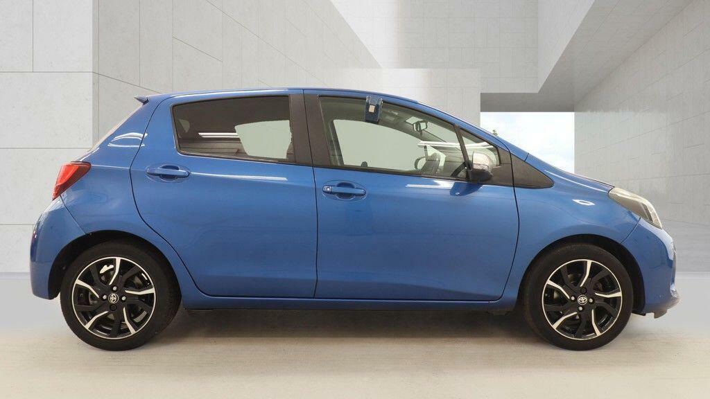 Toyota Yaris Hatchback  #7