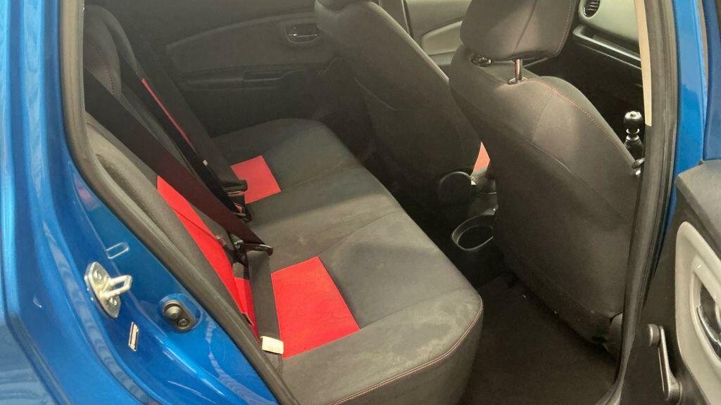 Toyota Yaris Hatchback  #11
