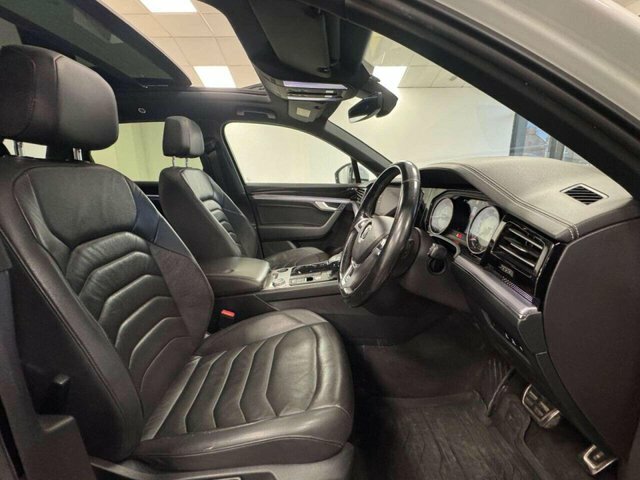 Volkswagen Touareg 2019 3.0 Tdi V6 R-line Suv Tiptronic 4M DC68VXT White #3