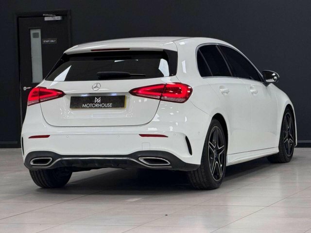 Mercedes-Benz A Class 2019 1.5 A180d Amg Line Hatchback 7G-dc SJ19HZU White #4
