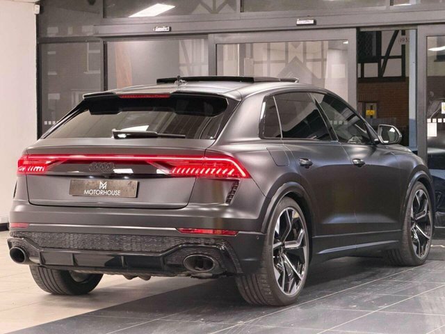 Audi RSQ8 2023 4.0 Tfsi V8 Vorsprung Suv Tiptroni Black #4