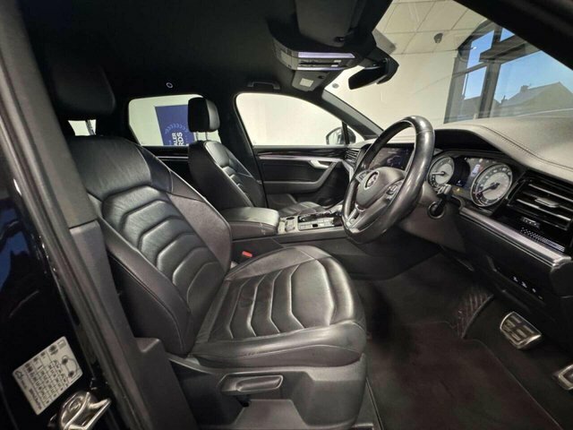 Volkswagen Touareg 2019 3.0 Tdi V6 R-line Suv Tiptronic 4M FL68XMV Black #4
