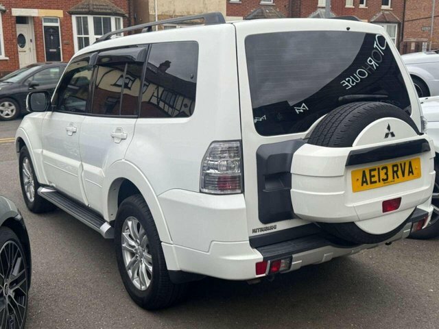 Mitsubishi Shogun 2013 3.2 Di-dc Sg2 Suv 4Wd Euro White #3