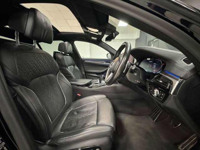 BMW 5 Series 2021 4.4 M550i V8 Saloon Steptronic Xdr Black #3