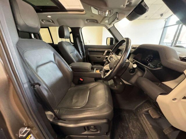 Land Rover Defender 2022 3.0 D250 Mhev X-dynamic Se Suv Aut BR72ALL Brown #3