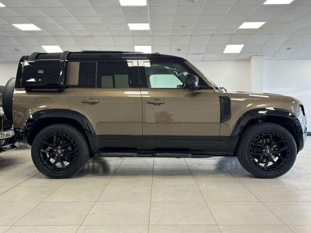 Land Rover Defender 2022 3.0 D250 Mhev X-dynamic Se Suv Aut BR72ALL Brown #4