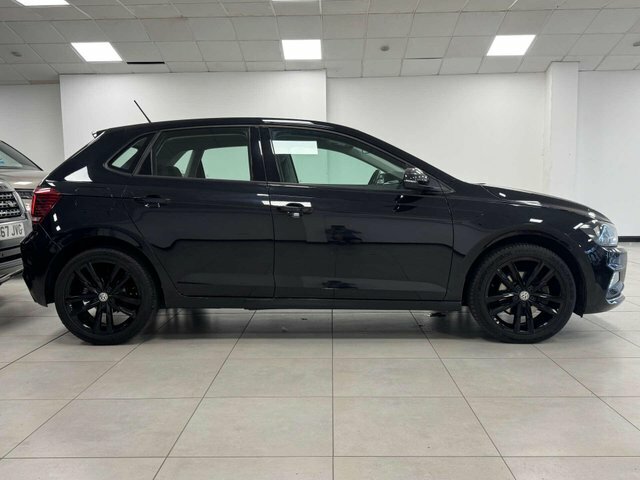Volkswagen Polo 2018 1.0 Tsi Sel Hatchback Euro HT18VZN Black #4
