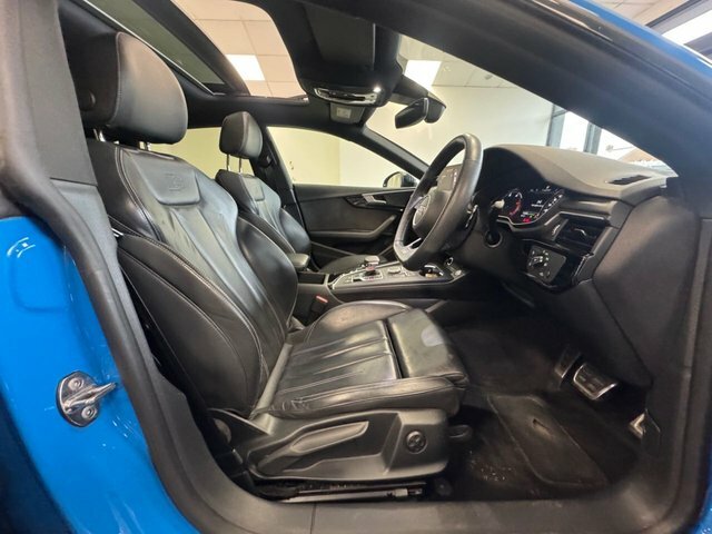 Audi A5 2019 2.0 Tdi 40 Black Edition Sportback YJ19HUD Blue #3