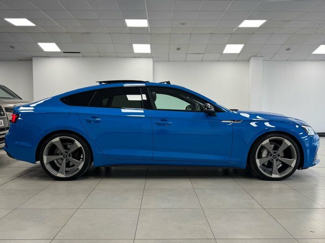 Audi A5 2019 2.0 Tdi 40 Black Edition Sportback YJ19HUD Blue #4