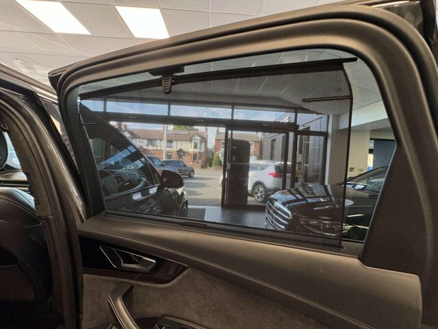 Audi SQ7 Suv 4.0 Blue #30