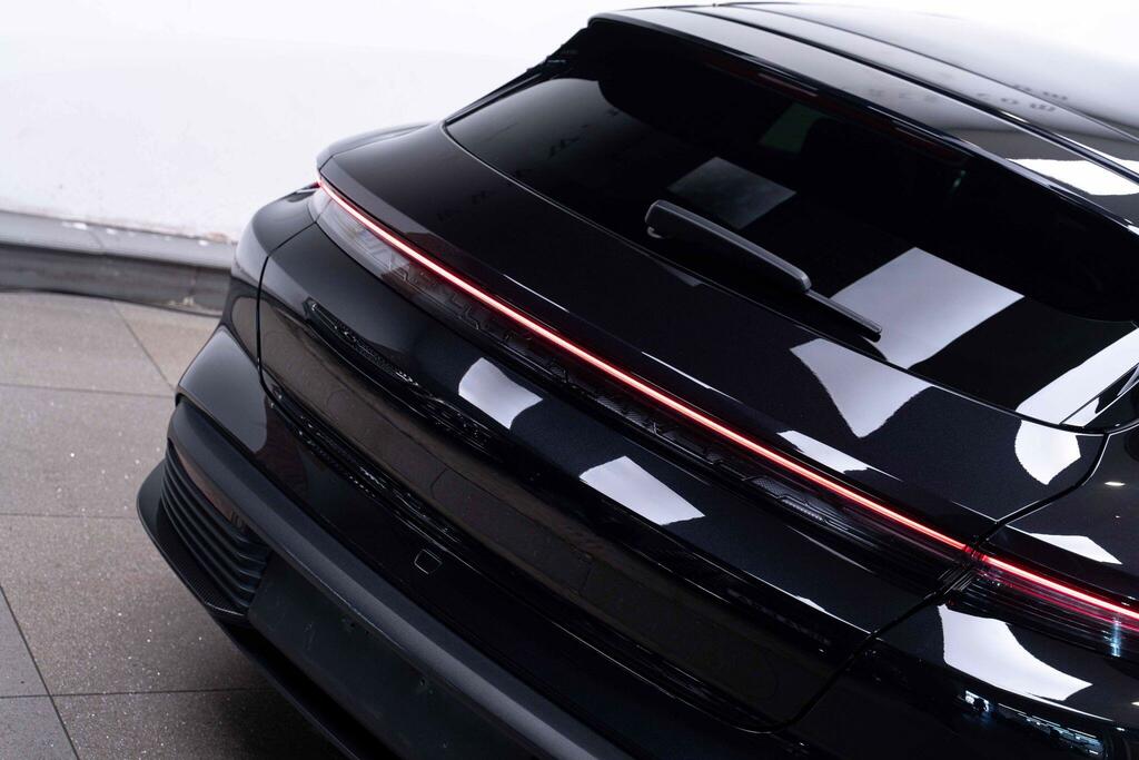 Porsche Taycan Performance Plus 93.4Kwh Gts Sport Turismo 4W DF23CHV Black #6