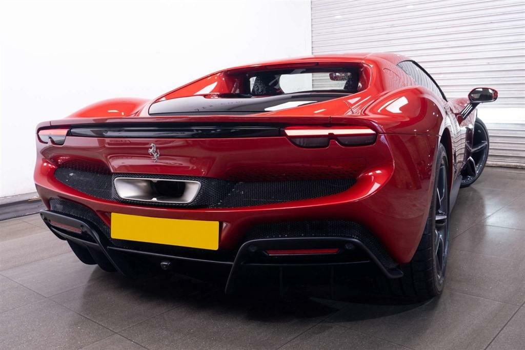 Ferrari 296 GTB 3.0T V6 7.45Kwh Coupe Plug-in Hybrid F1 Red #4