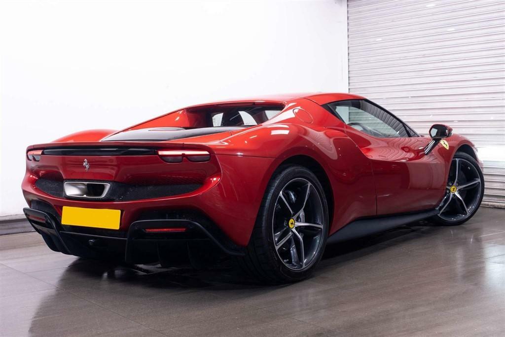 Ferrari 296 GTB 3.0T V6 7.45Kwh Coupe Plug-in Hybrid F1 Red #2