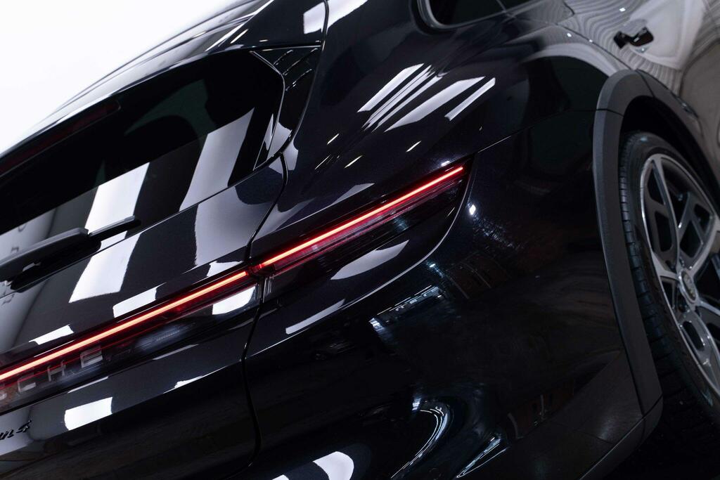 Porsche Taycan Performance Plus 93.4Kwh 4 Cross Turismo 4Wd PJ71LVZ Black #6