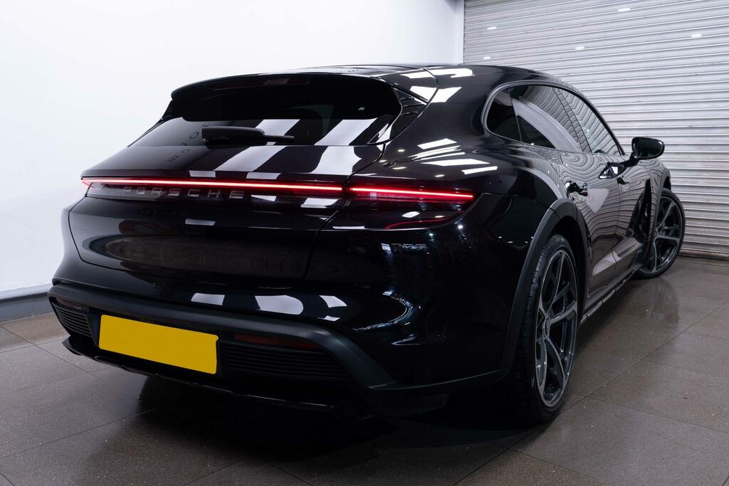 Porsche Taycan Performance Plus 93.4Kwh 4 Cross Turismo 4Wd PJ71LVZ Black #4