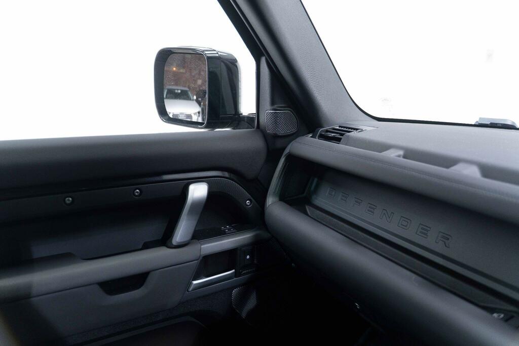 Land Rover Defender 110 3.0 D300 Mhev X-dynamic Se 4Wd Euro 6 Ss 5 YB24OMW Black #3