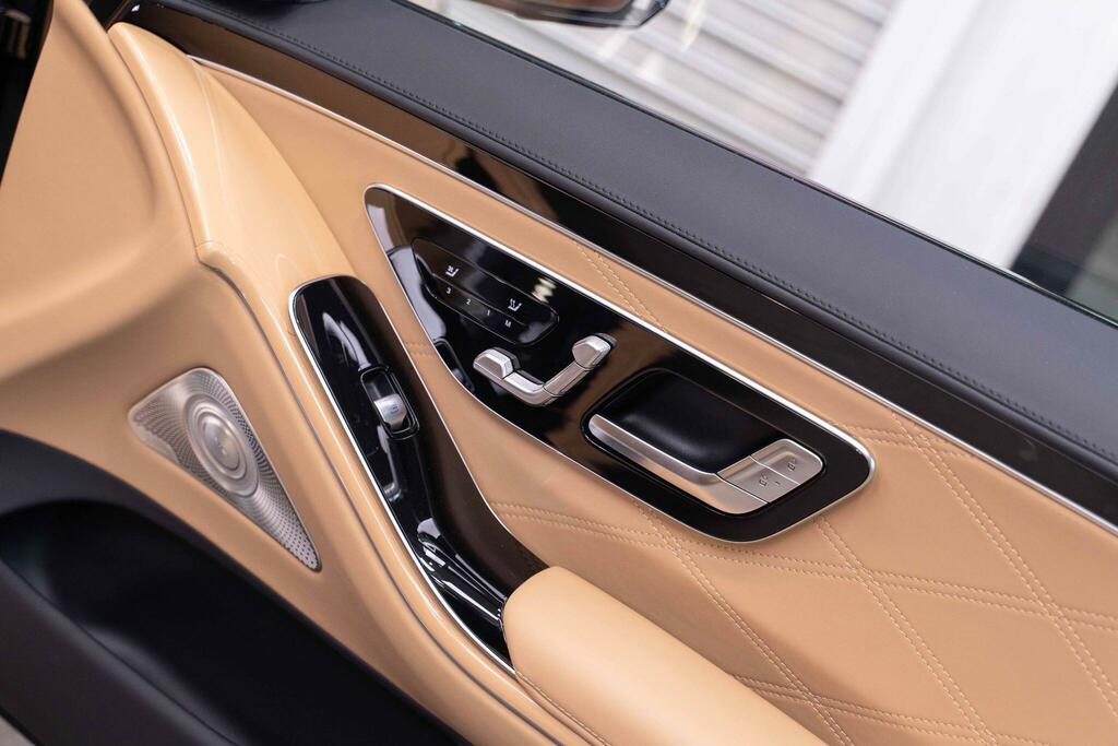 Mercedes-Benz Maybach S Class Maybach First Class S580 4Matic 9G-tronic LB25FDL Black #26