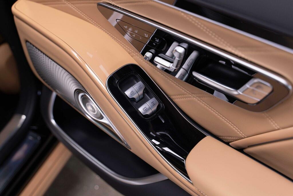 Mercedes-Benz Maybach S Class Maybach First Class S580 4Matic 9G-tronic LB25FDL Black #35