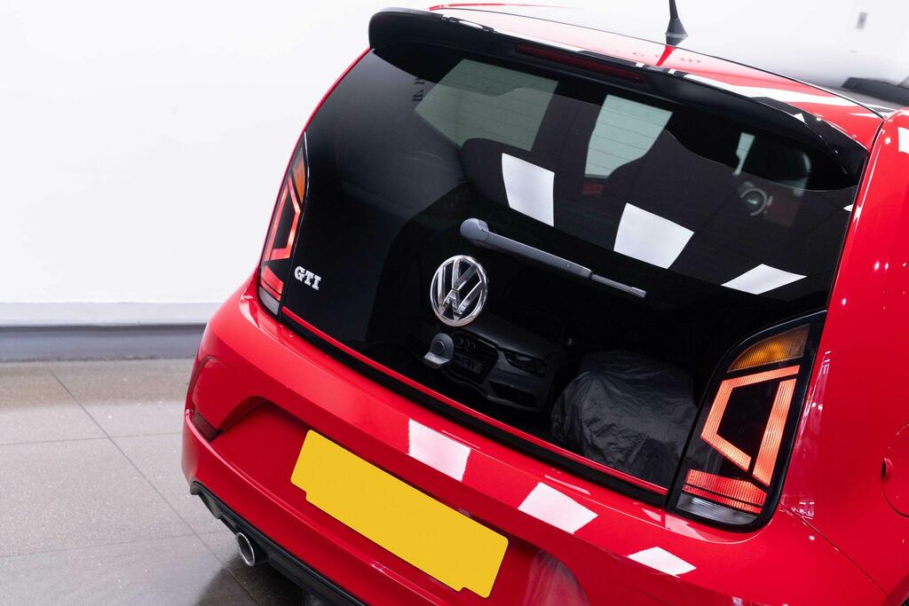 Volkswagen Up 2018 Volkswagen Move Up 1.0 60Ps Red #38
