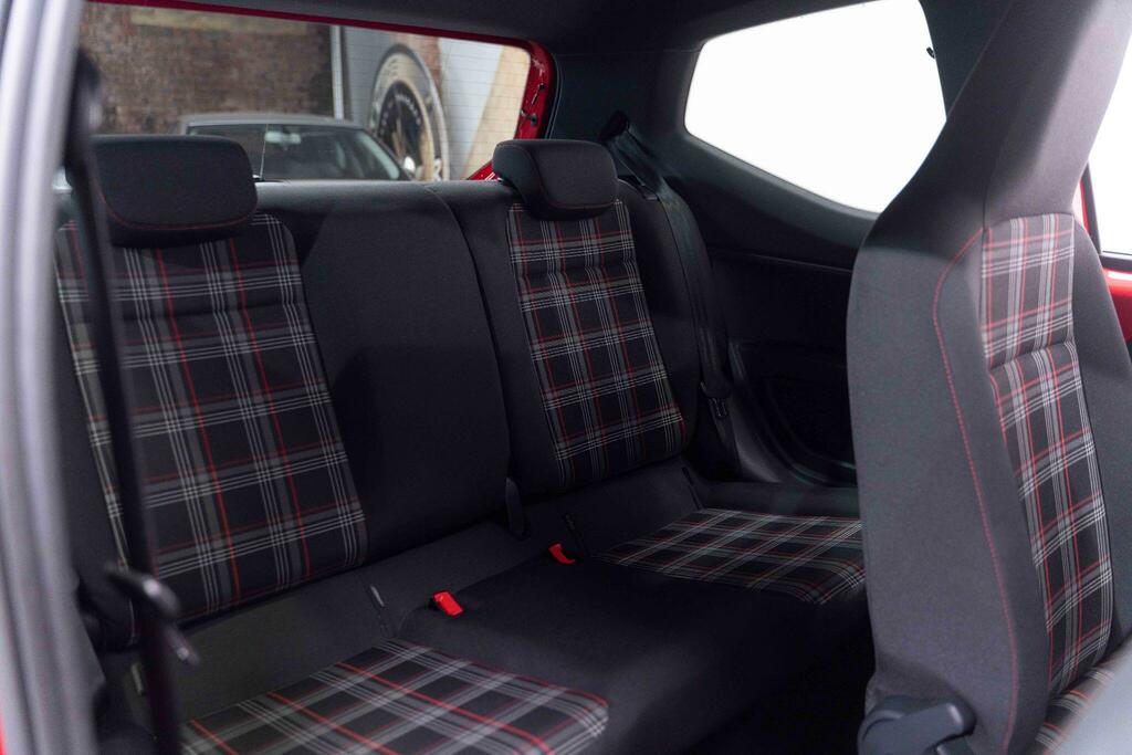 Volkswagen Up 2018 Volkswagen Move Up 1.0 60Ps Red #14