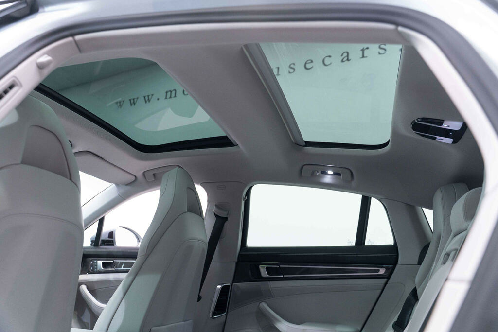 Porsche Panamera Panamera Platinum Edition 4 Grey #53