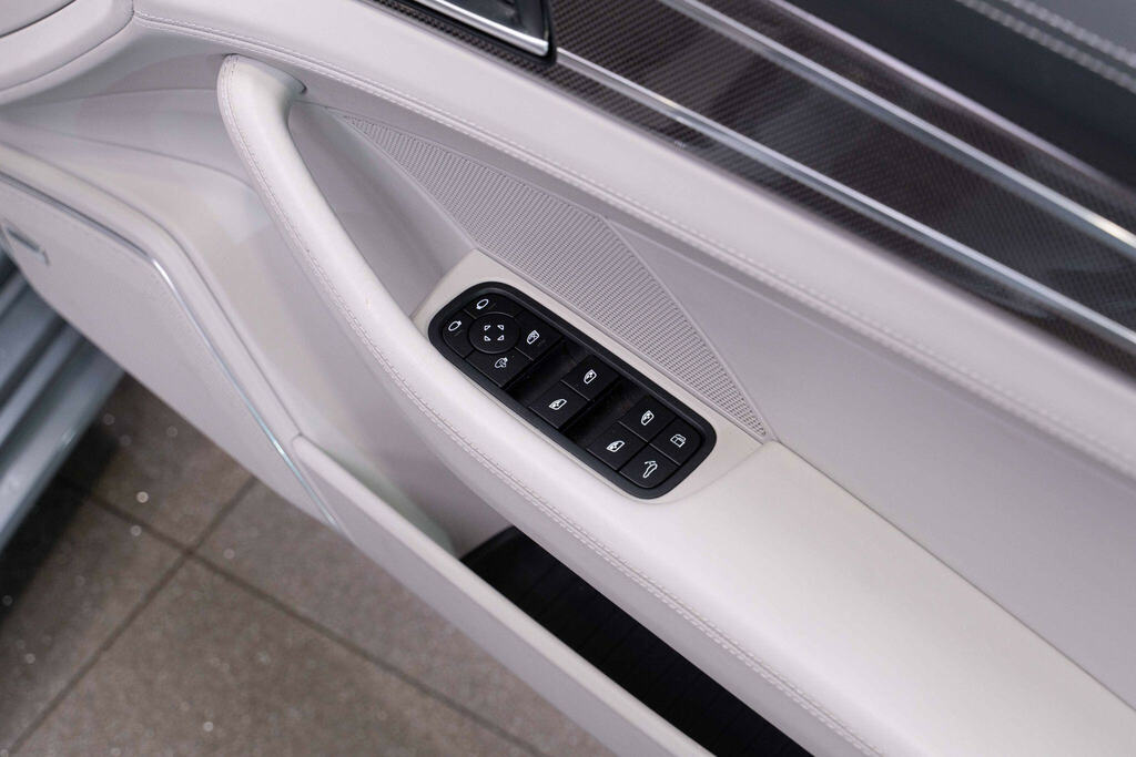 Porsche Panamera Panamera Platinum Edition 4 Grey #46