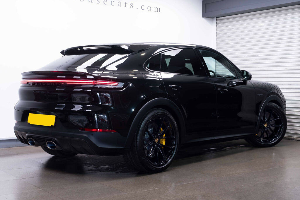 Porsche Cayenne 4.0 V8 E-hybrid 25.9Kwh Turbo Tiptronics 4Wd Euro Black #3