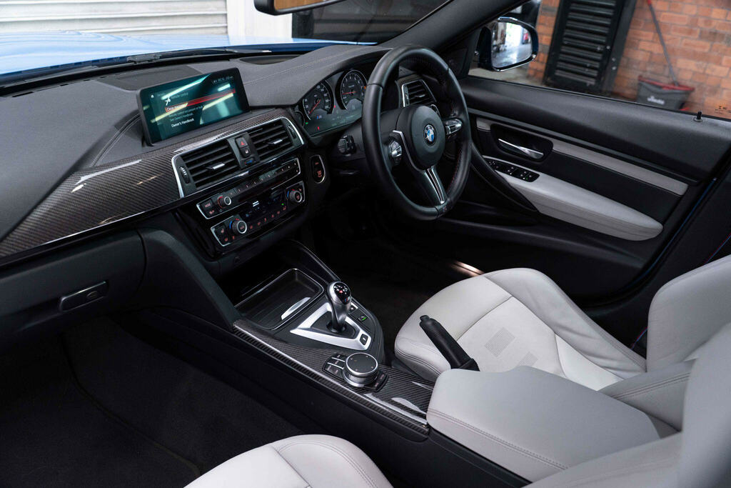 BMW M3 440I M Sport Black #24