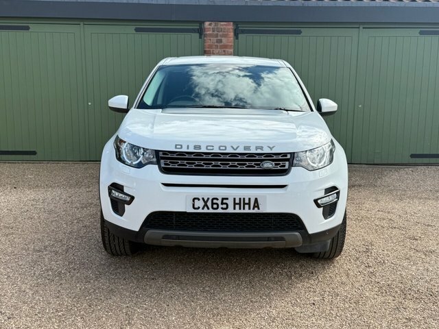 Land Rover Discovery Sport 2016 2.0 Td4 Se Tech Suv 4Wd Euro CX65HHA White #2