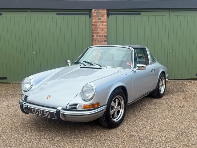 Porsche 911 1977 3.2L 231 Bhp Silver